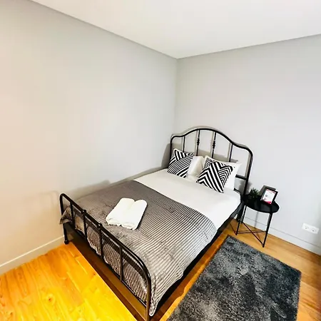 아파트 The Eca De Queiroz House - No Cv E - Flat B - Three-bedroom